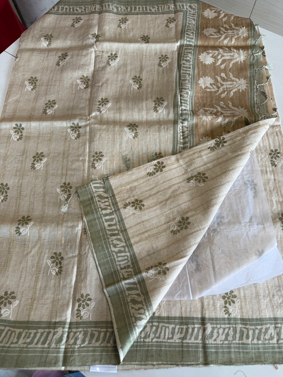 Soft semi Tussar saree/ D527