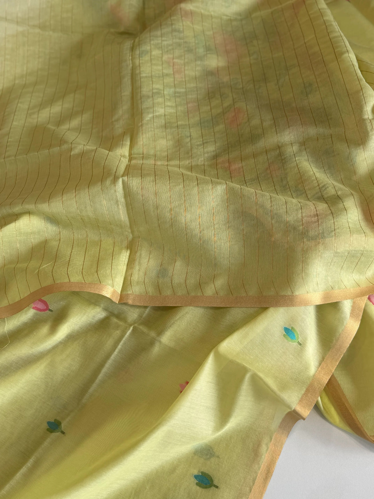 Soft Chanderi jamdhani weaves / SA74