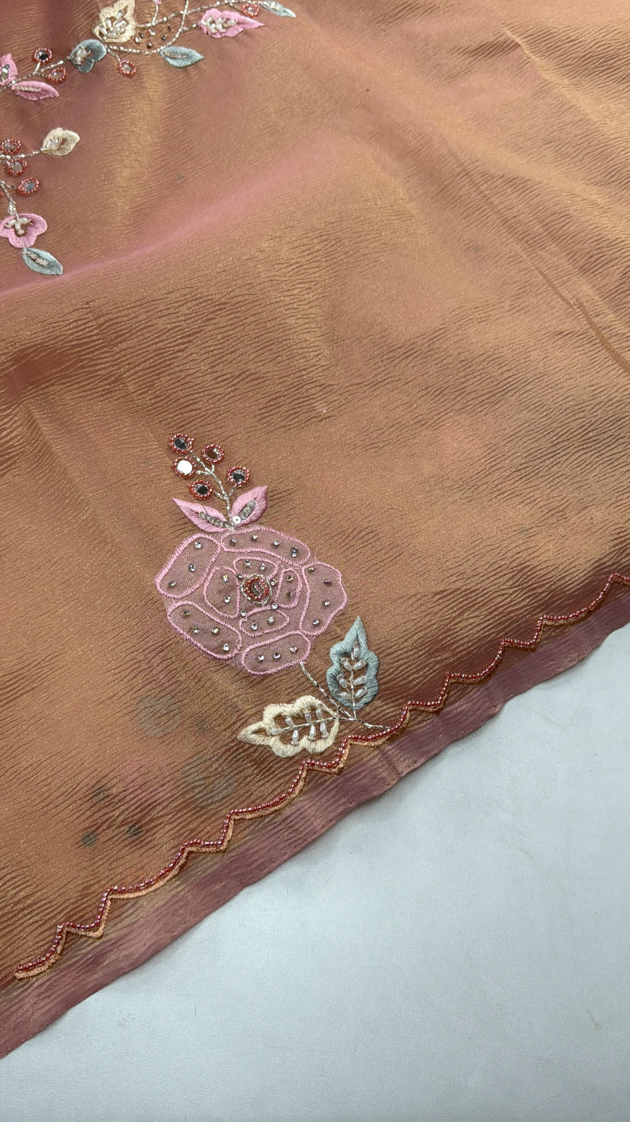 Crushed Tissue Saree/ SP007