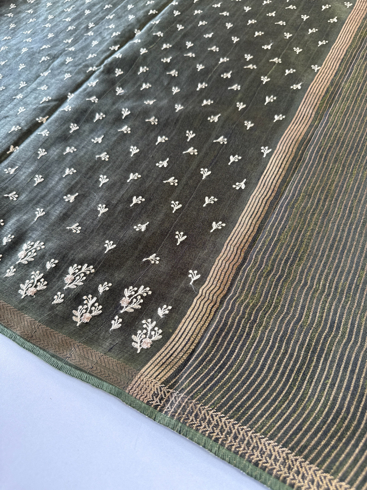 Soft semi Tussar saree/ D470