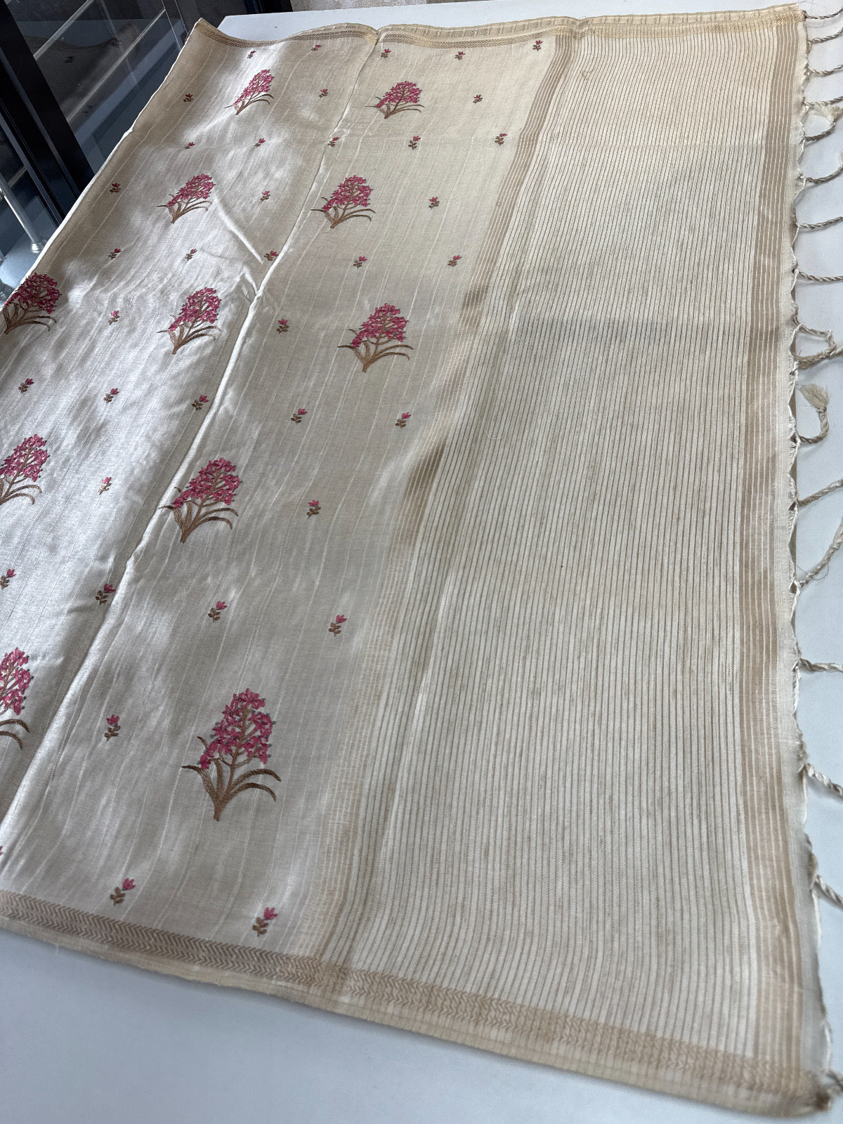 Soft semi Tussar Saree/ FG432