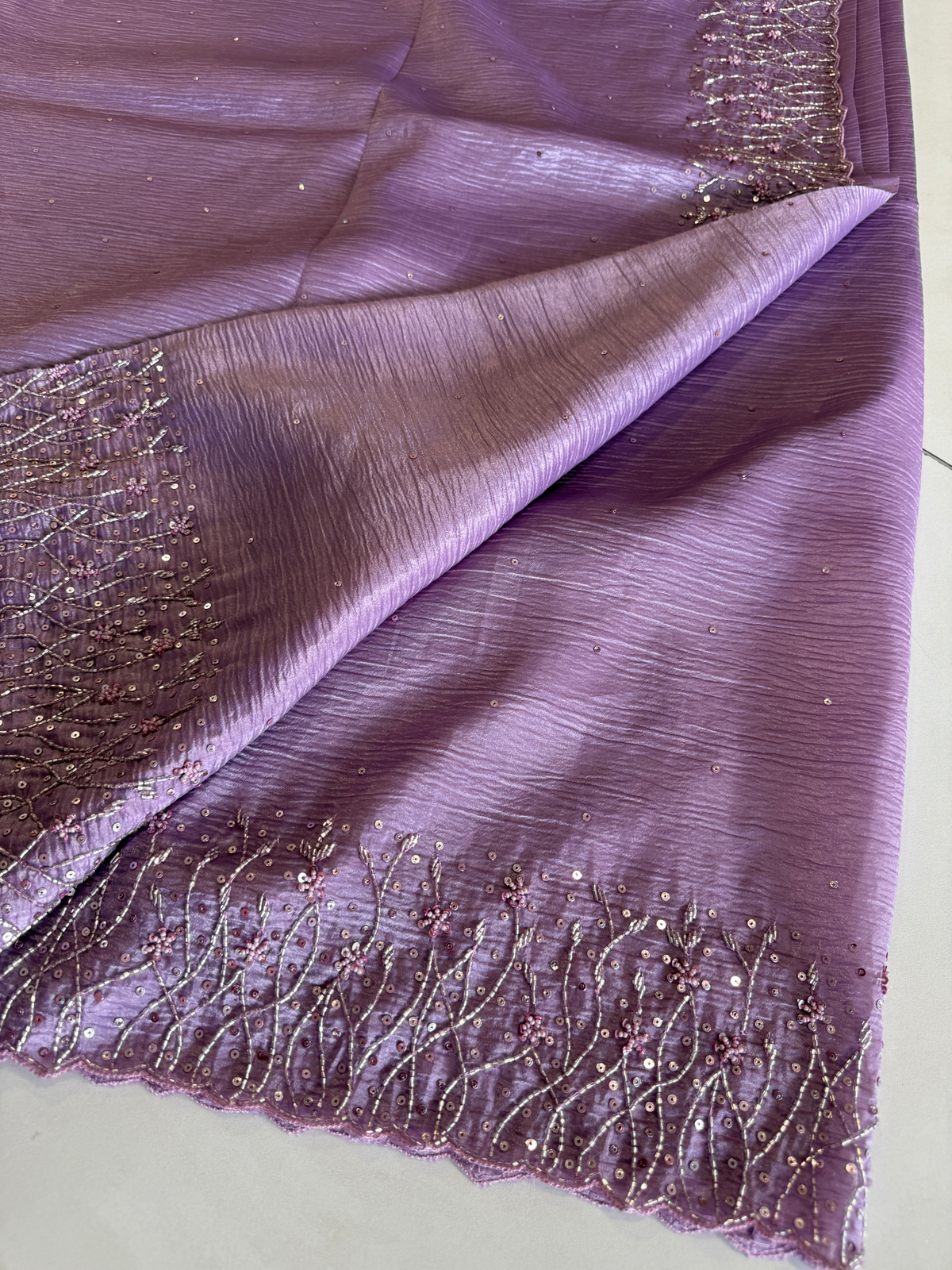 Crushed crape saree/ HW457