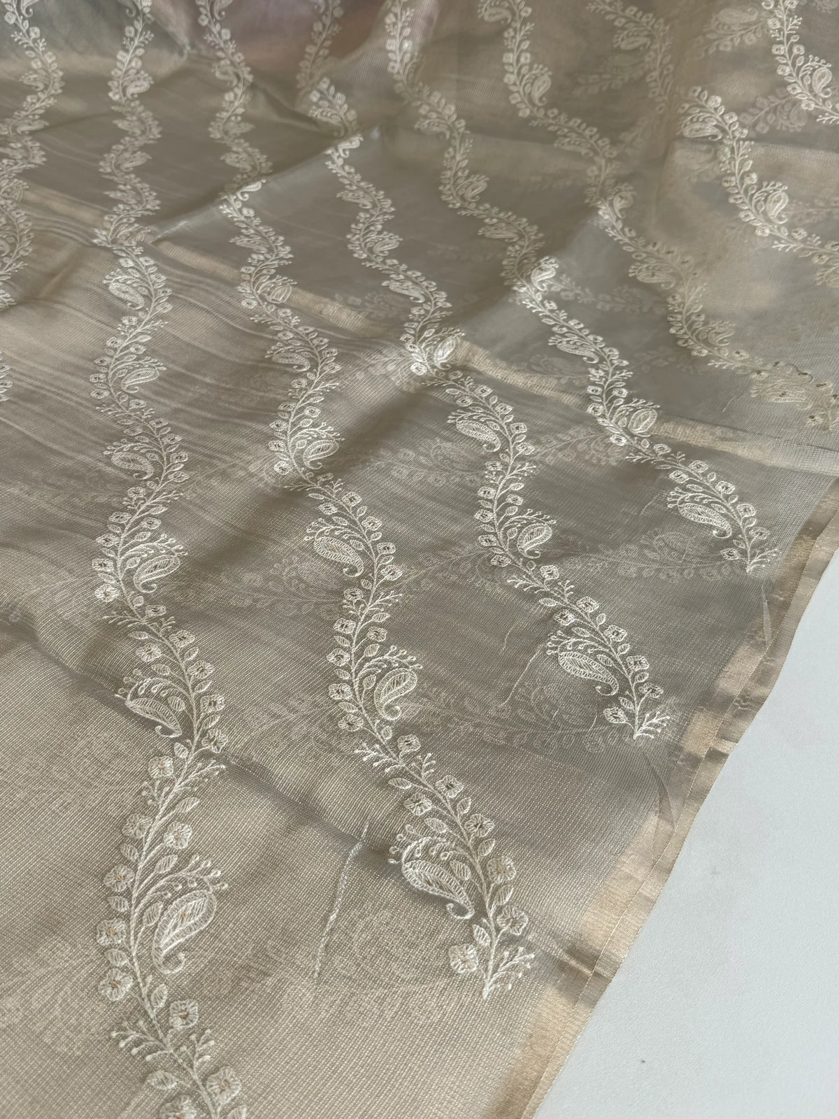 Tissue saree/ 2602