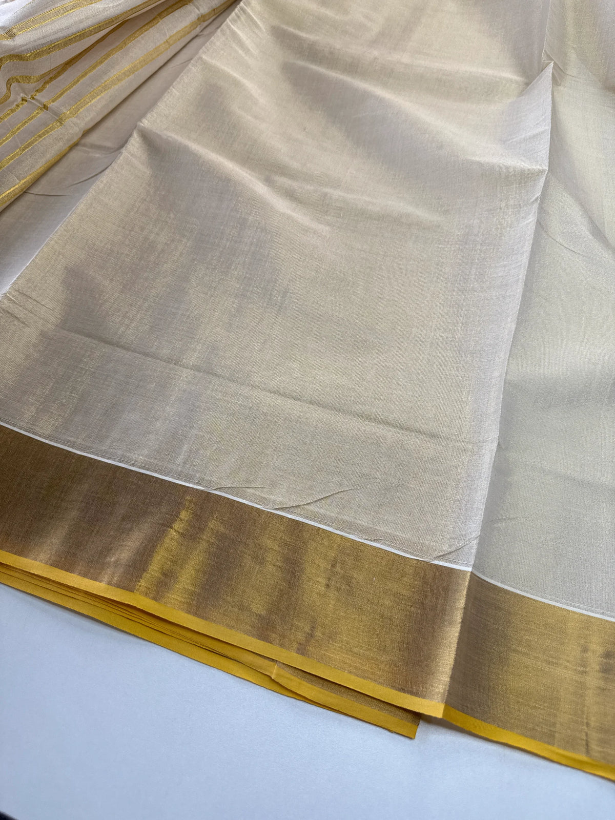 Onam tissue saree/ MN7756
