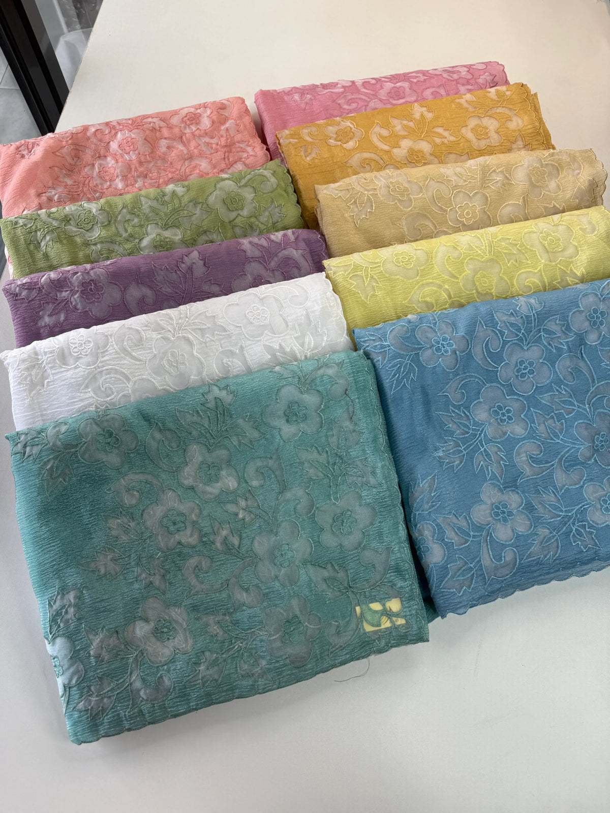 Crushed crape Saree/ AM107