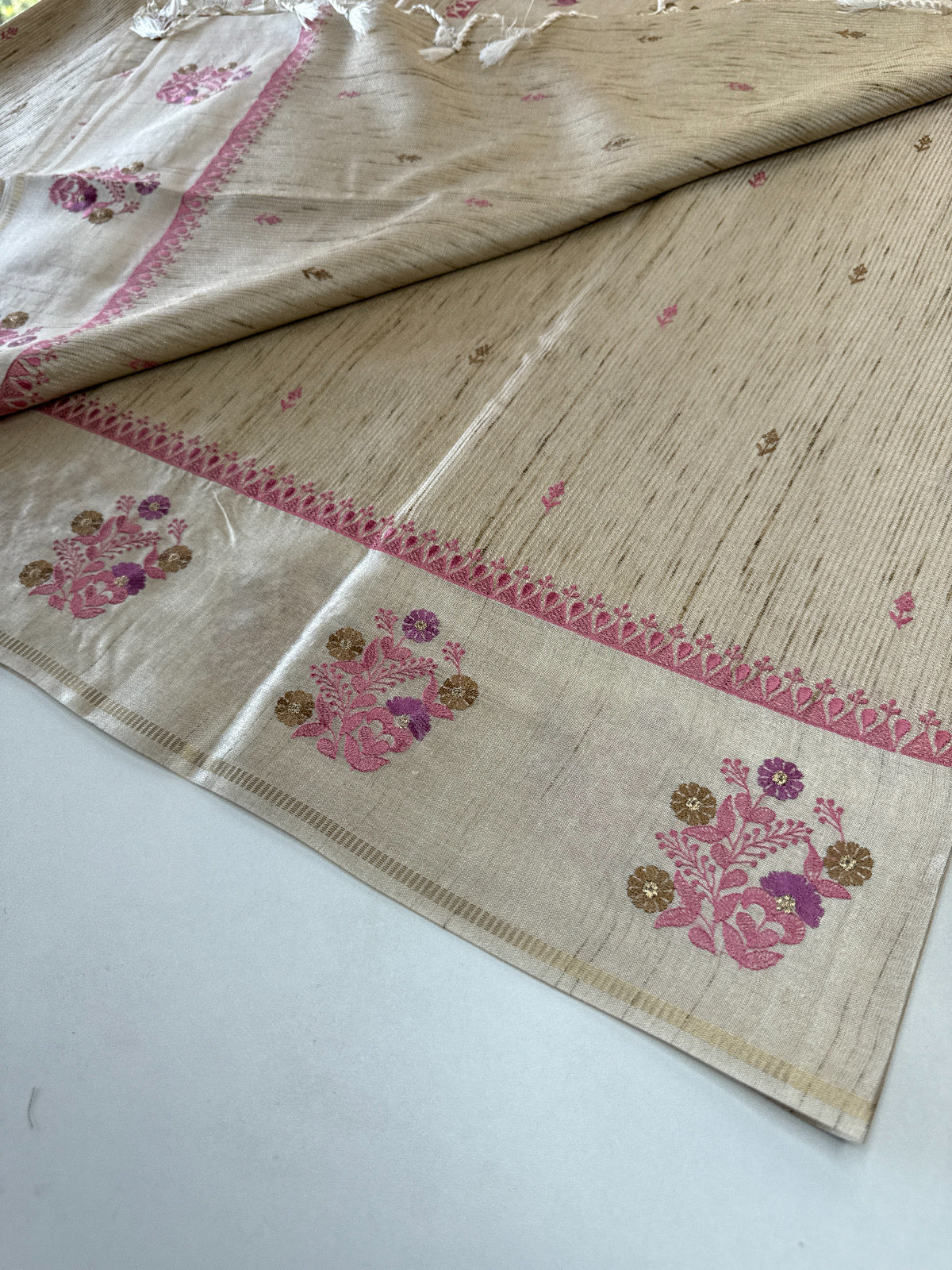 Soft Semi Tussar Saree/ D498