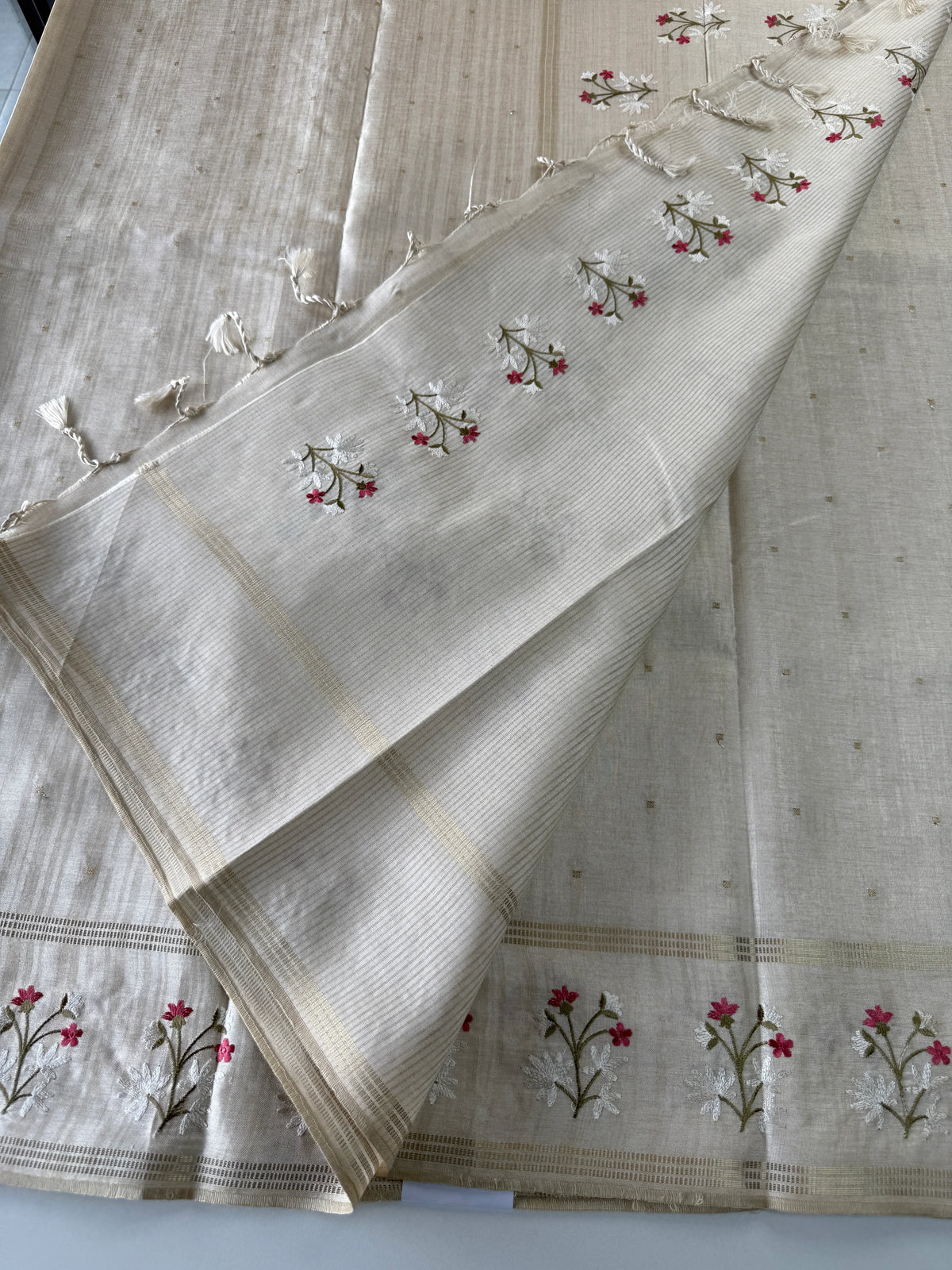 Soft semi Tussar saree / FN456