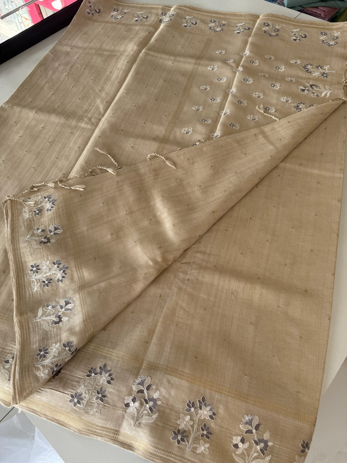 Semi Tussar Saree/ FG371