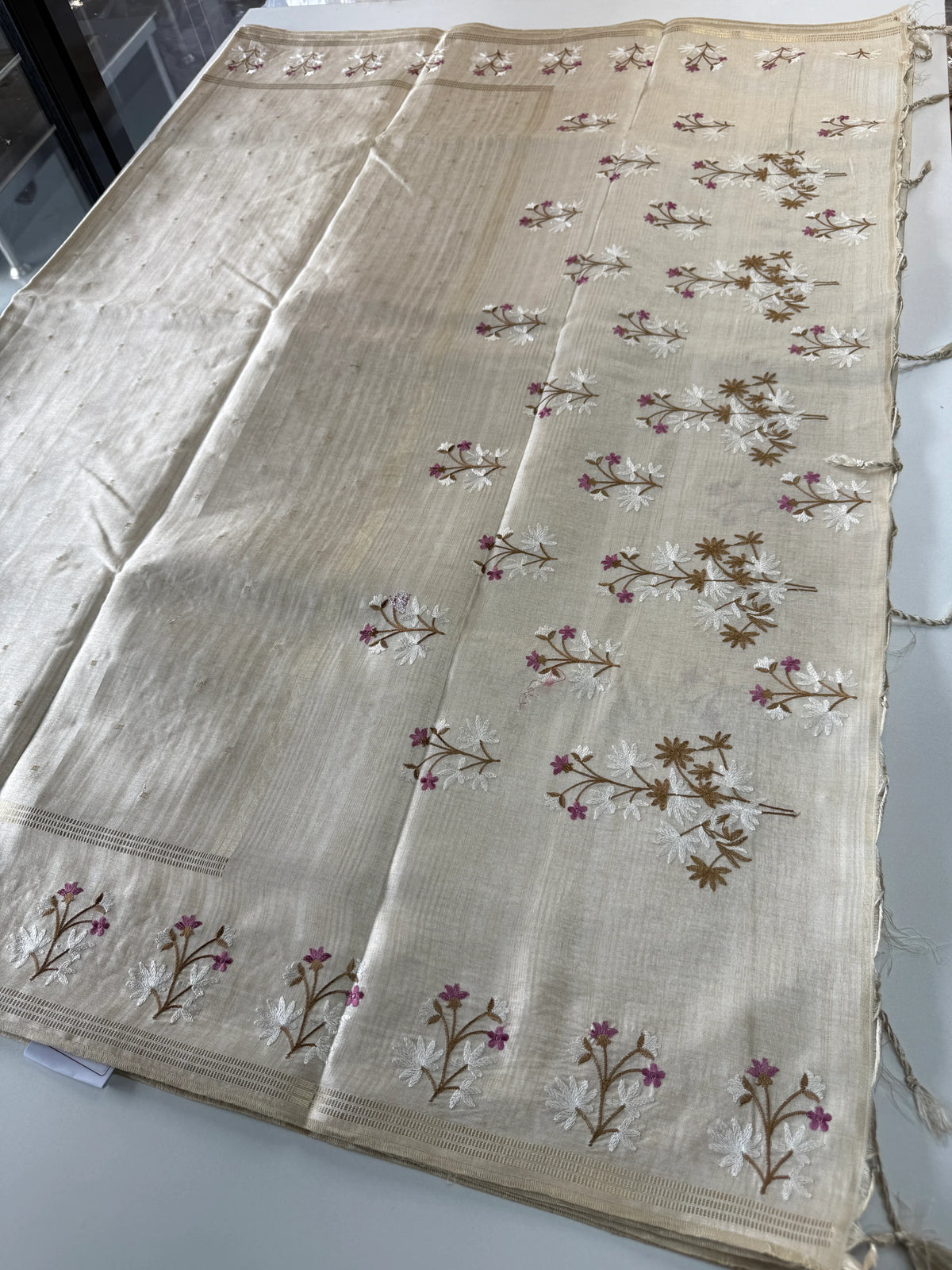 Soft semi Tussar saree / FN456