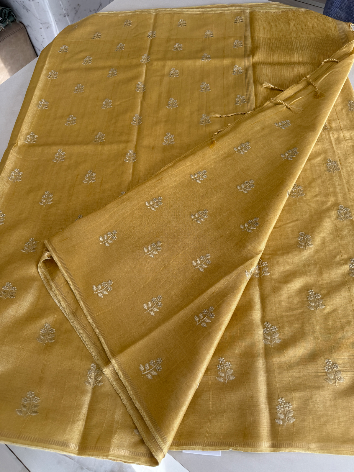 Soft Semi Tussar Saree/ FG10