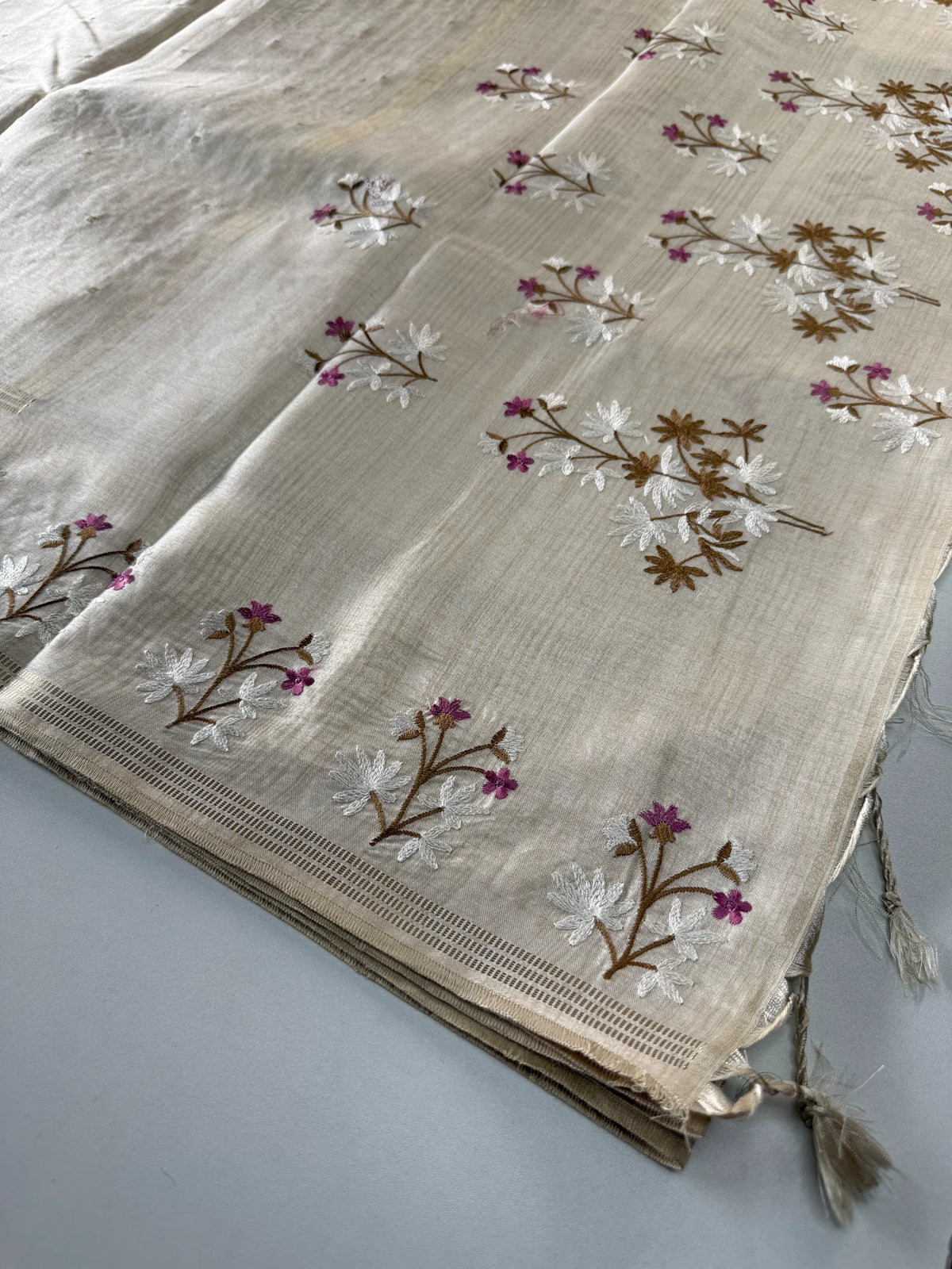 Soft semi Tussar saree / FN456