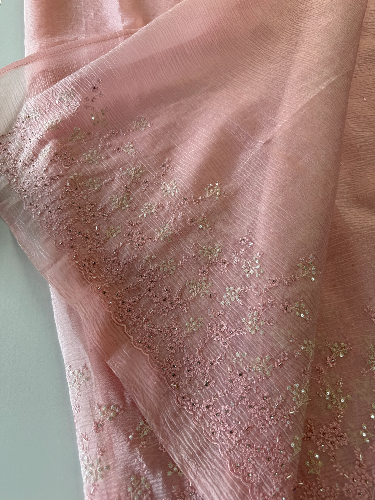 Crushed Crape Saree/ HW456