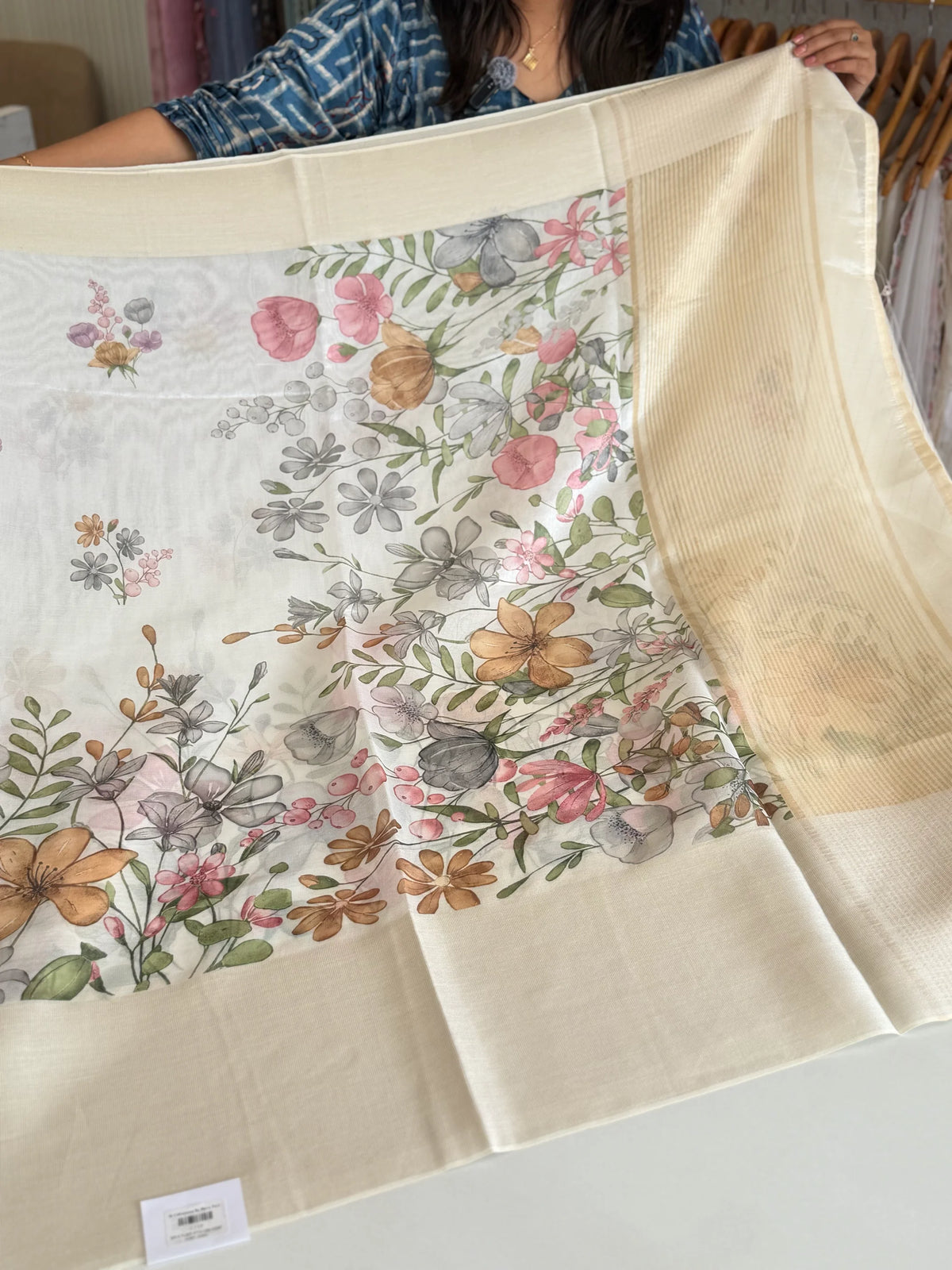 Semi silk blended saree/ 039F