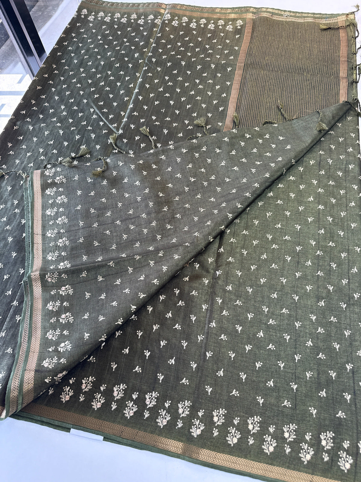 Soft semi Tussar saree/ D470