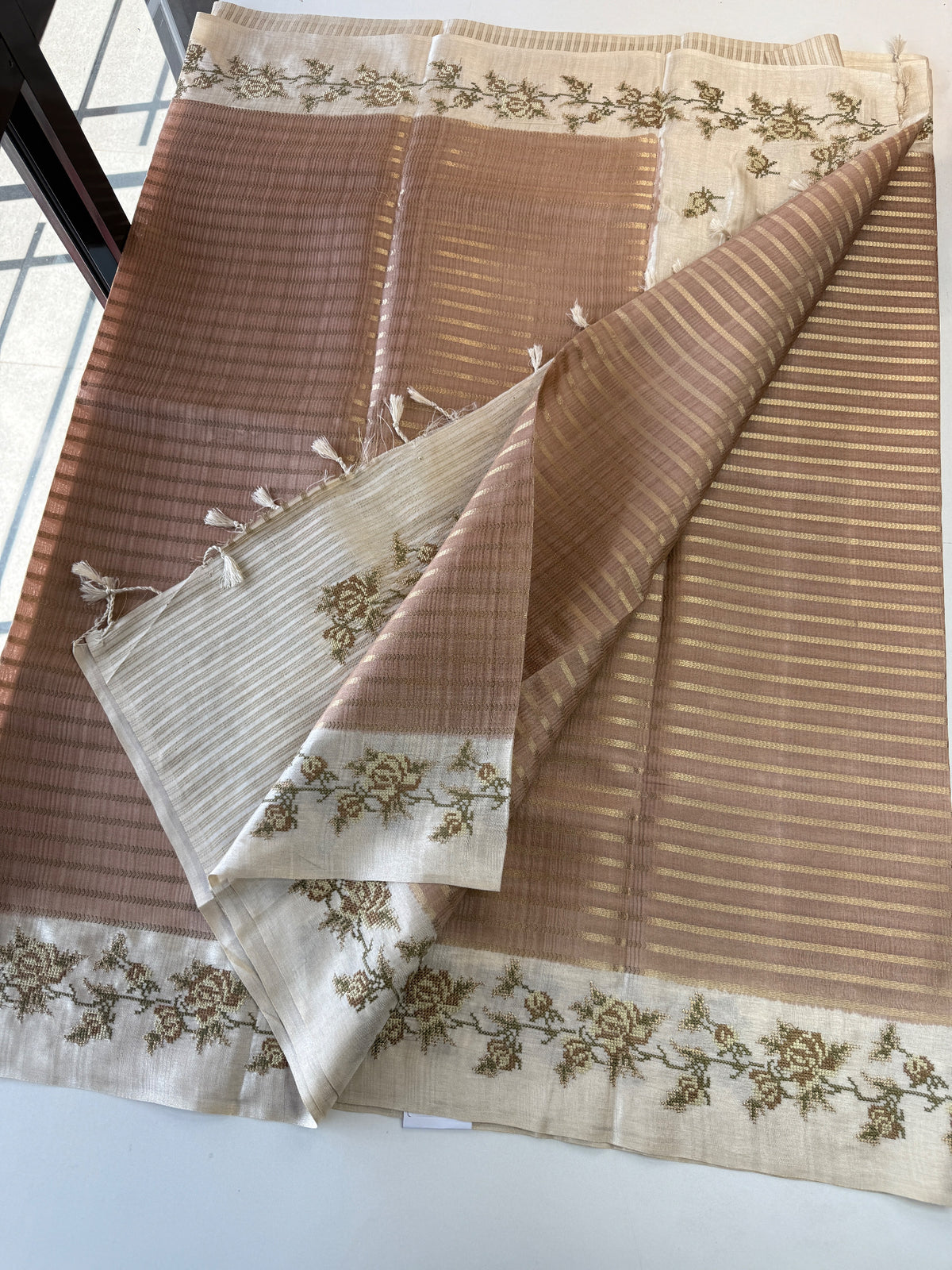 Soft semi Tussar Saree/ D490