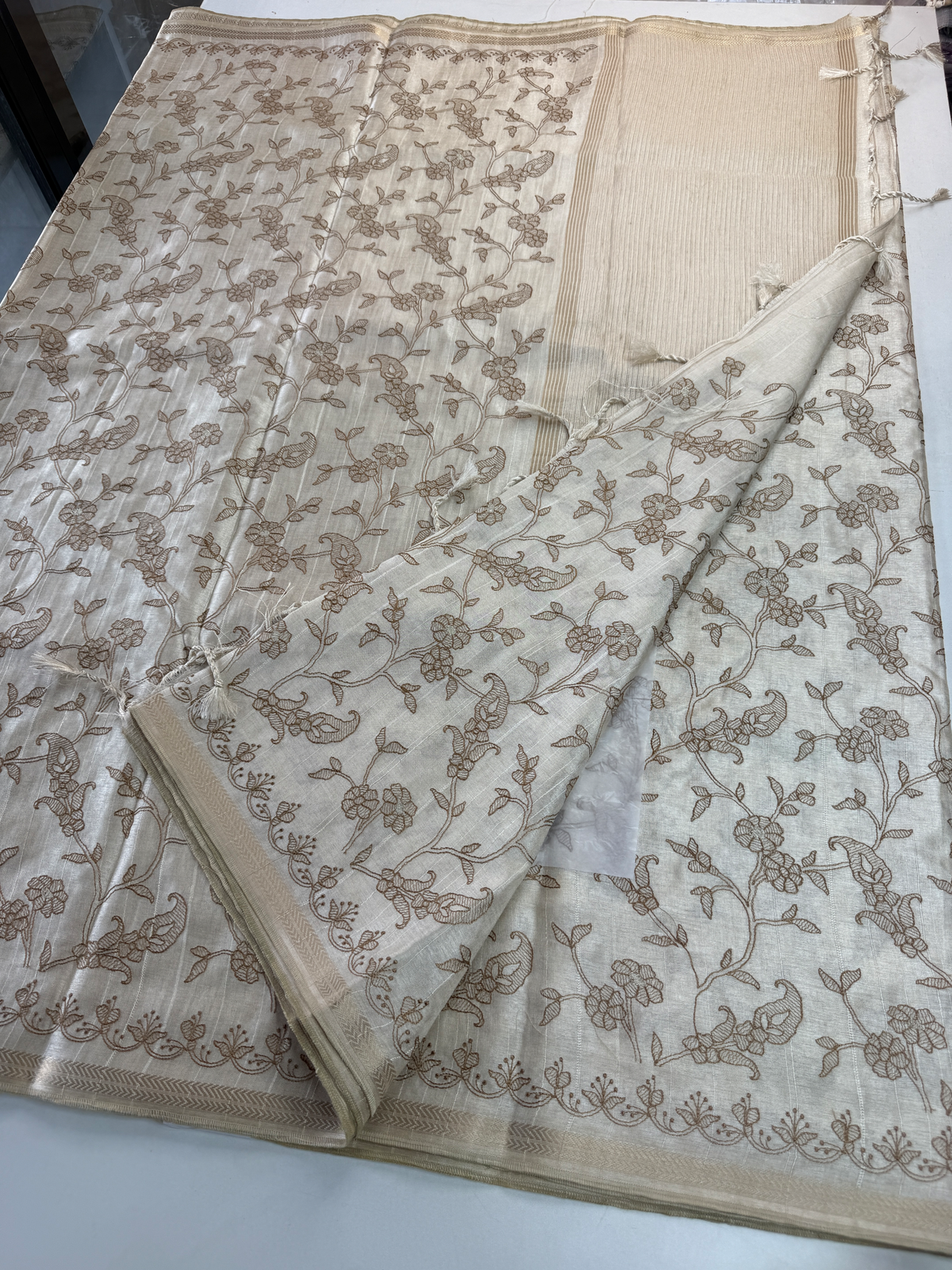 Soft semi Tussar Saree/ FGD503