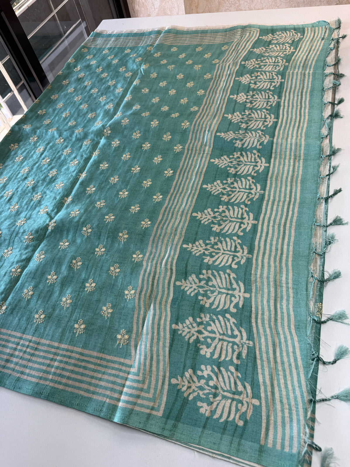 Soft Semi Tussar Saree/ D526