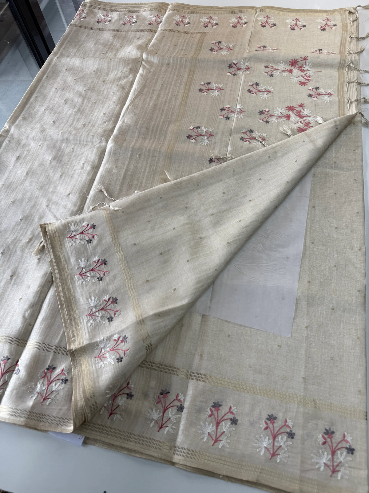 Soft semi Tussar saree / FN456