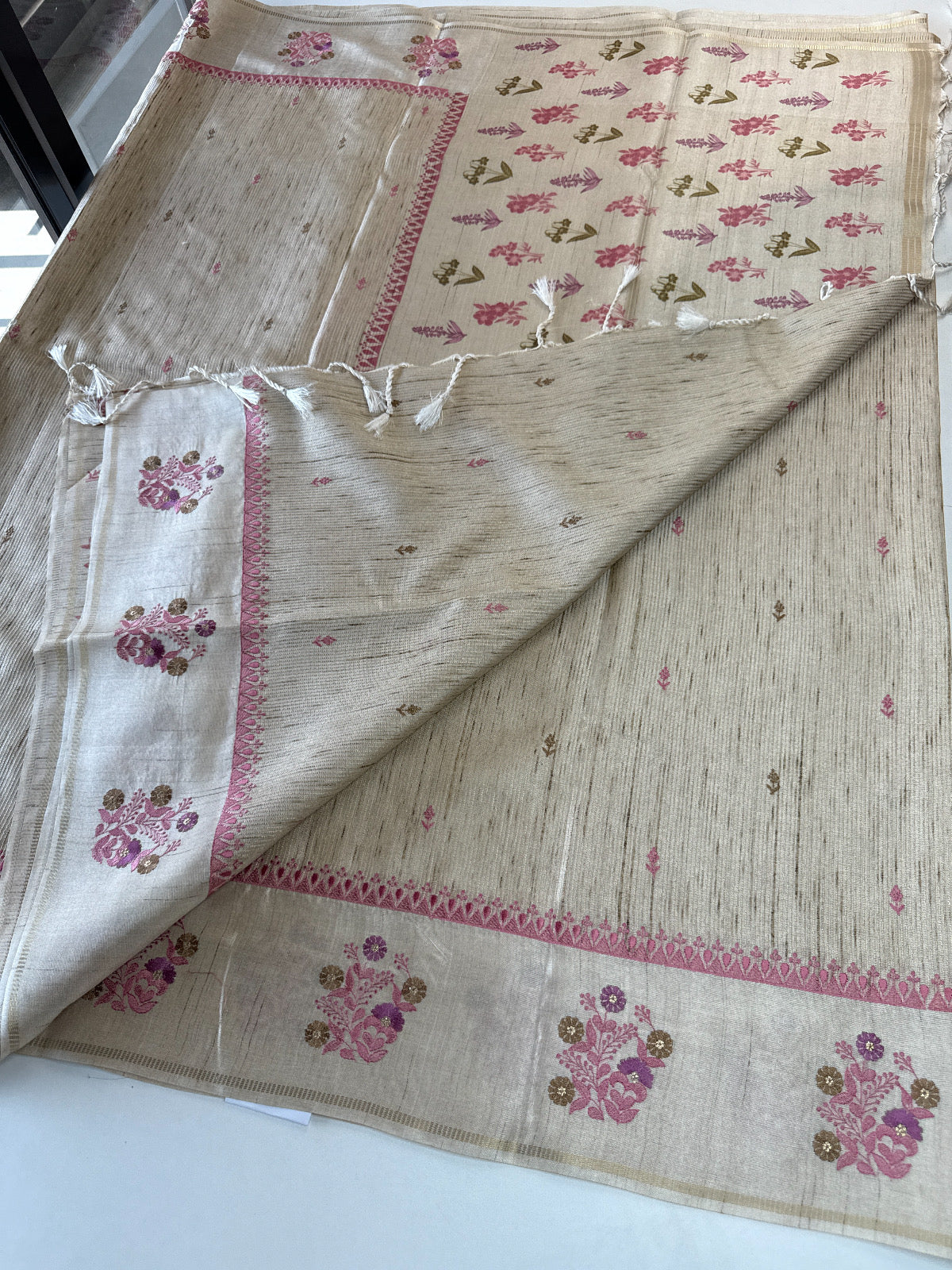 Soft Semi Tussar Saree/ D498