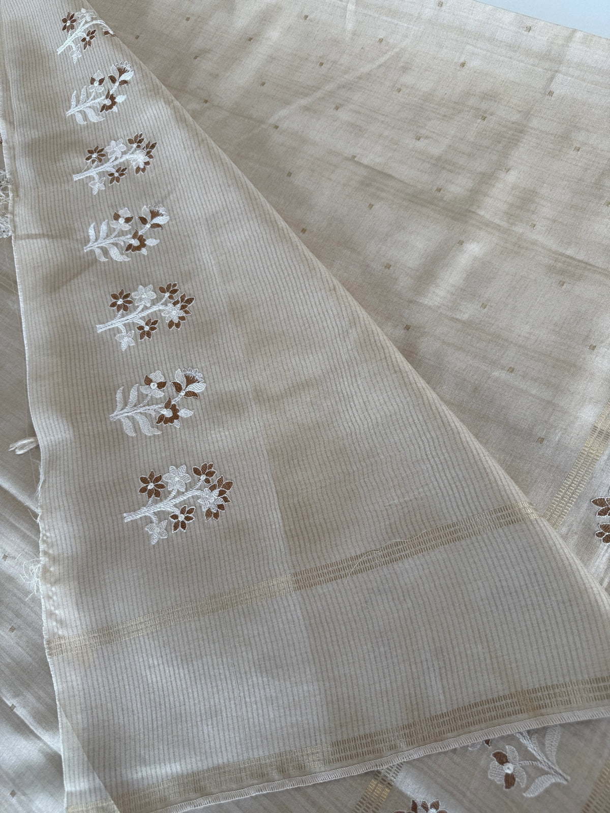 Semi Tussar Saree/ FG371