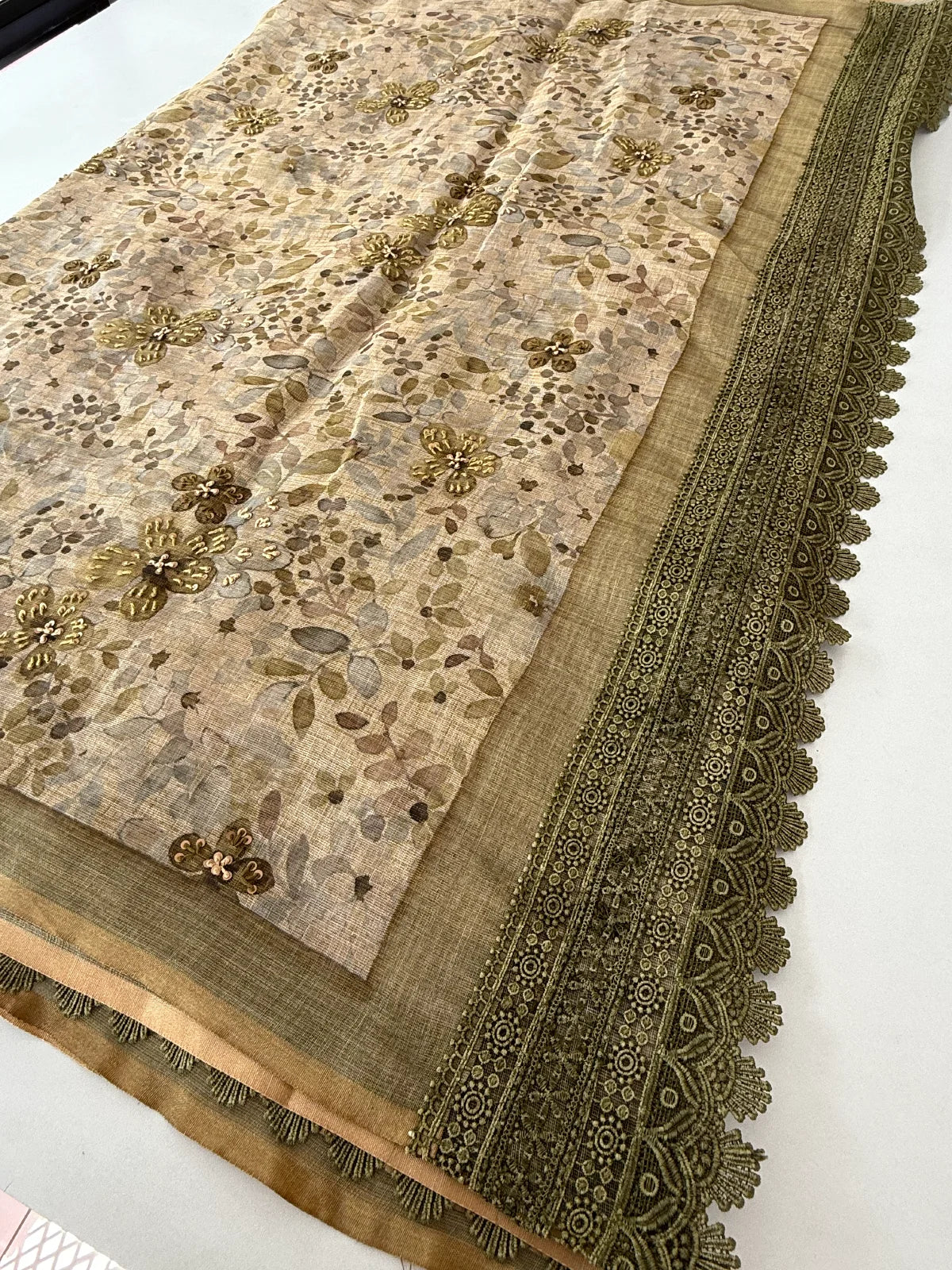 Tissue Linen Blend / SR562