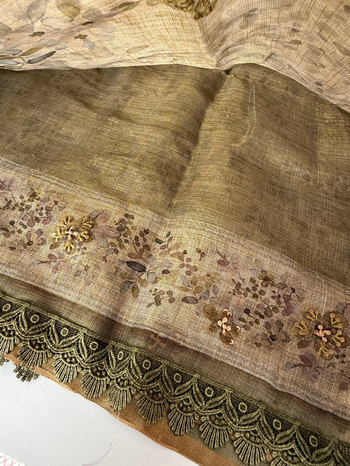 Tissue Linen Blend / SR562