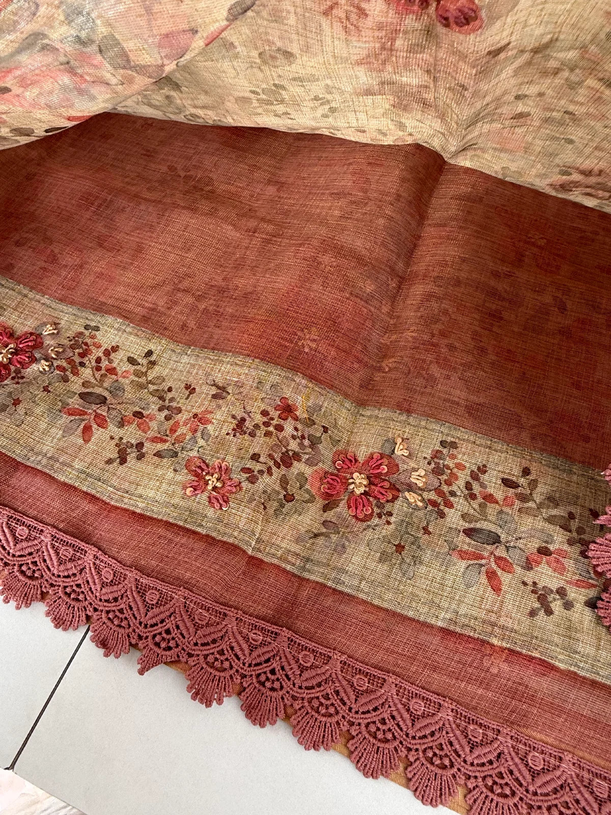 Tissue Linen Blend / SR562