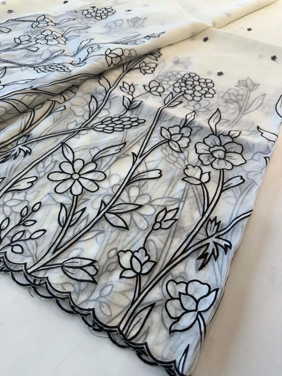 Viscous Organza / DMU15