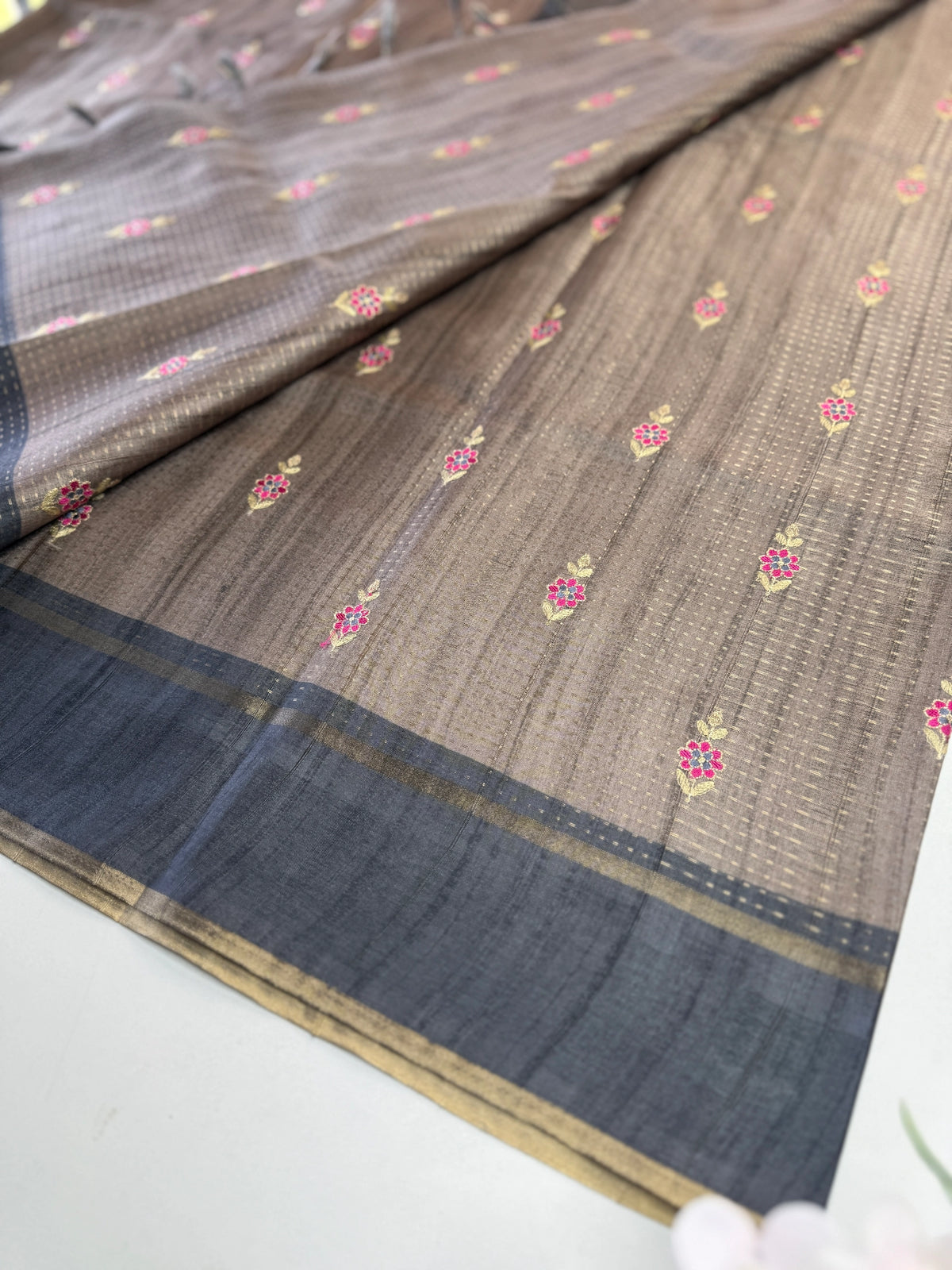 Soft Semi Tussar Saree/D462