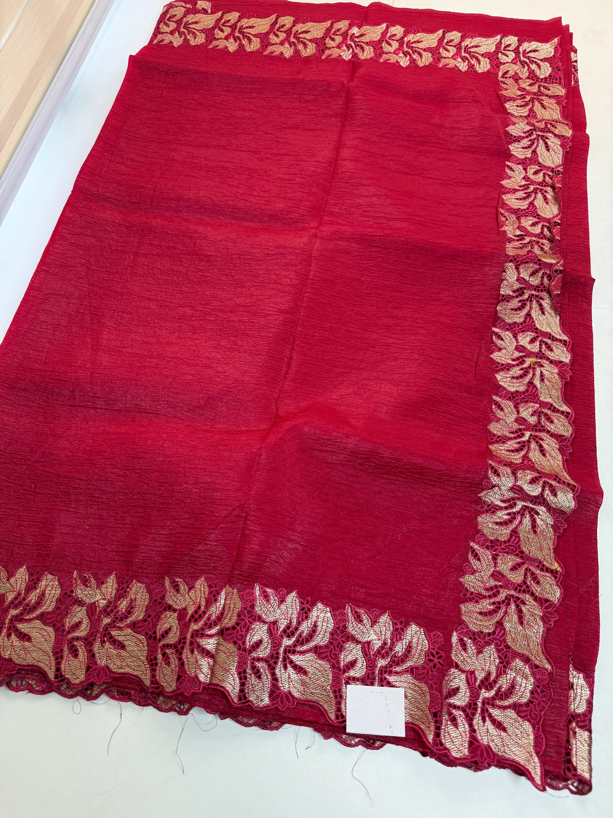 Crushed Crape Saree/ CW526