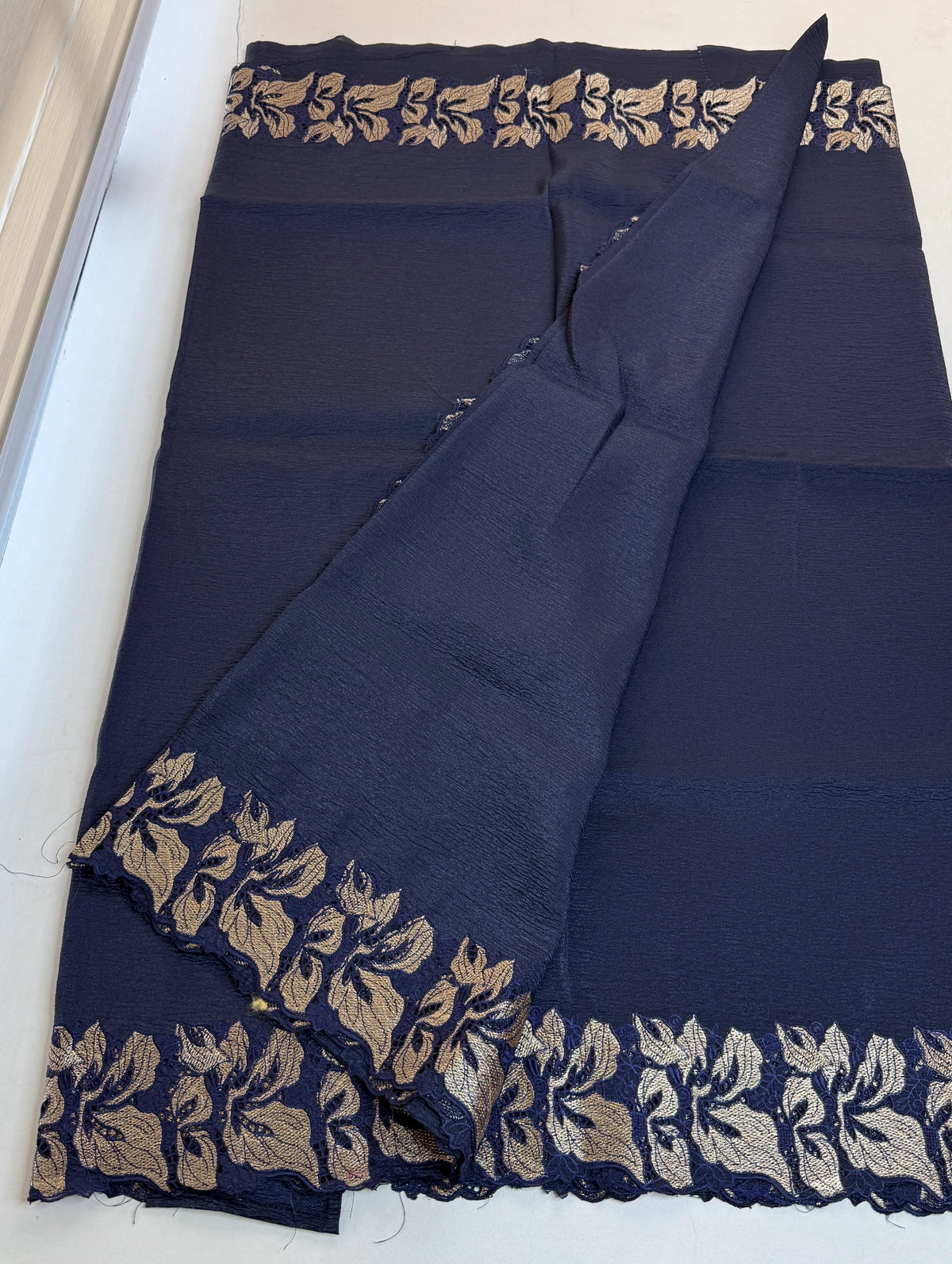 Crushed Crape Saree/ CW526