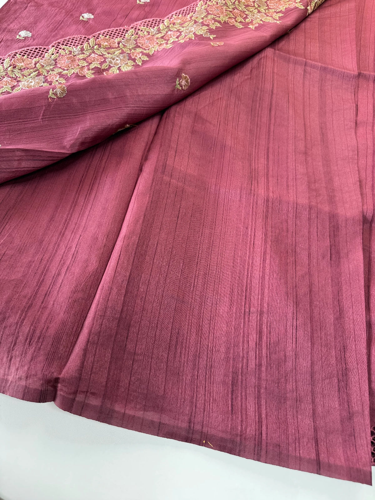 Semi Silk Saree / MB984
