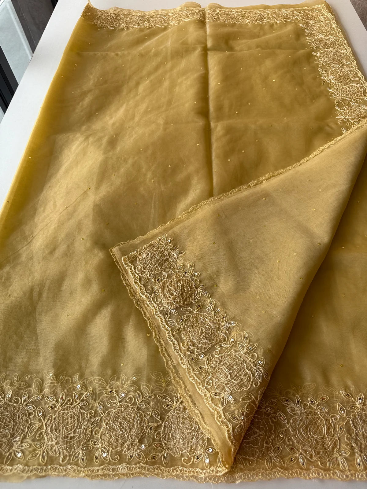 Soft Organza / HM110