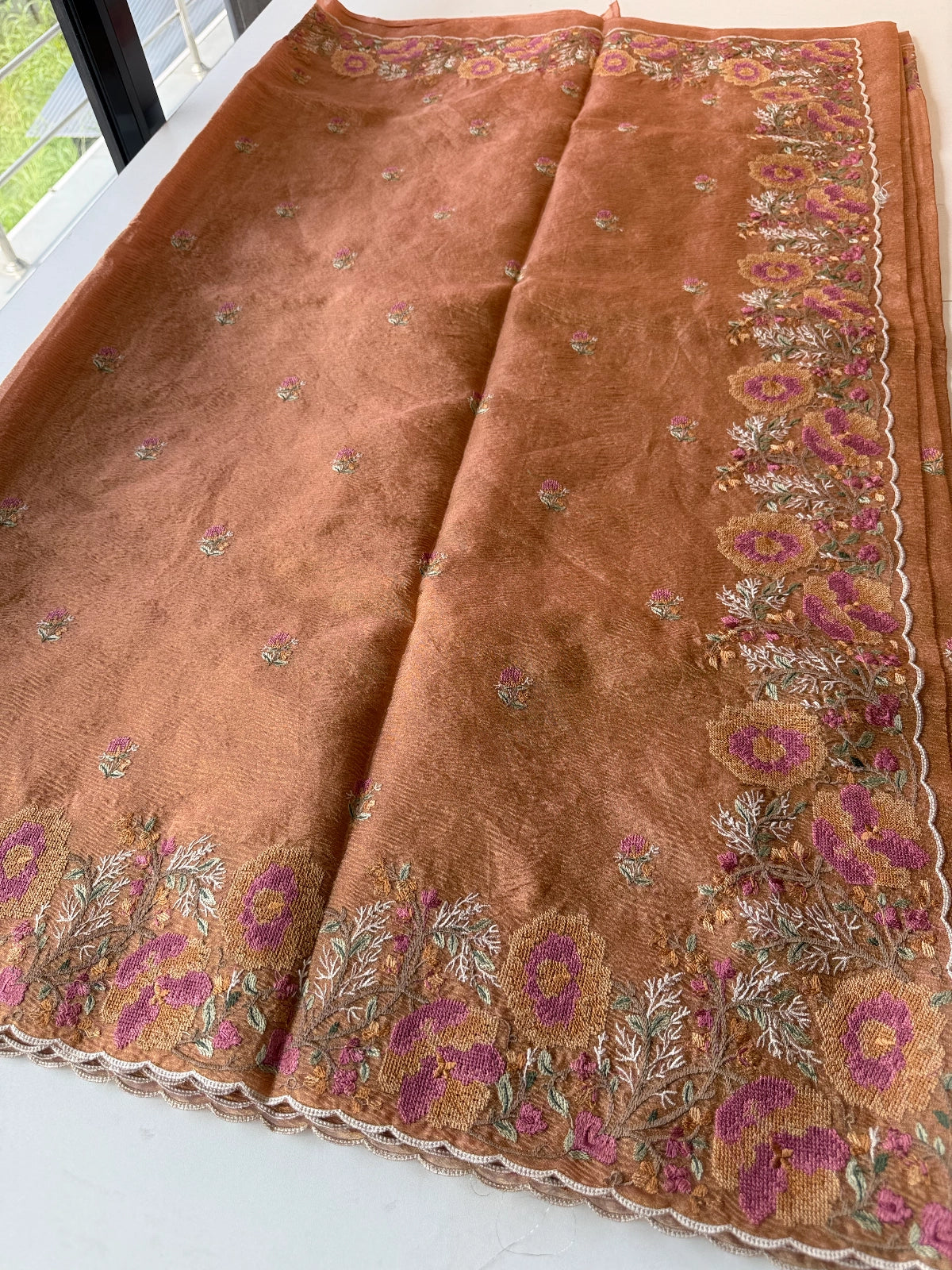 Crushed Tissue / 1200