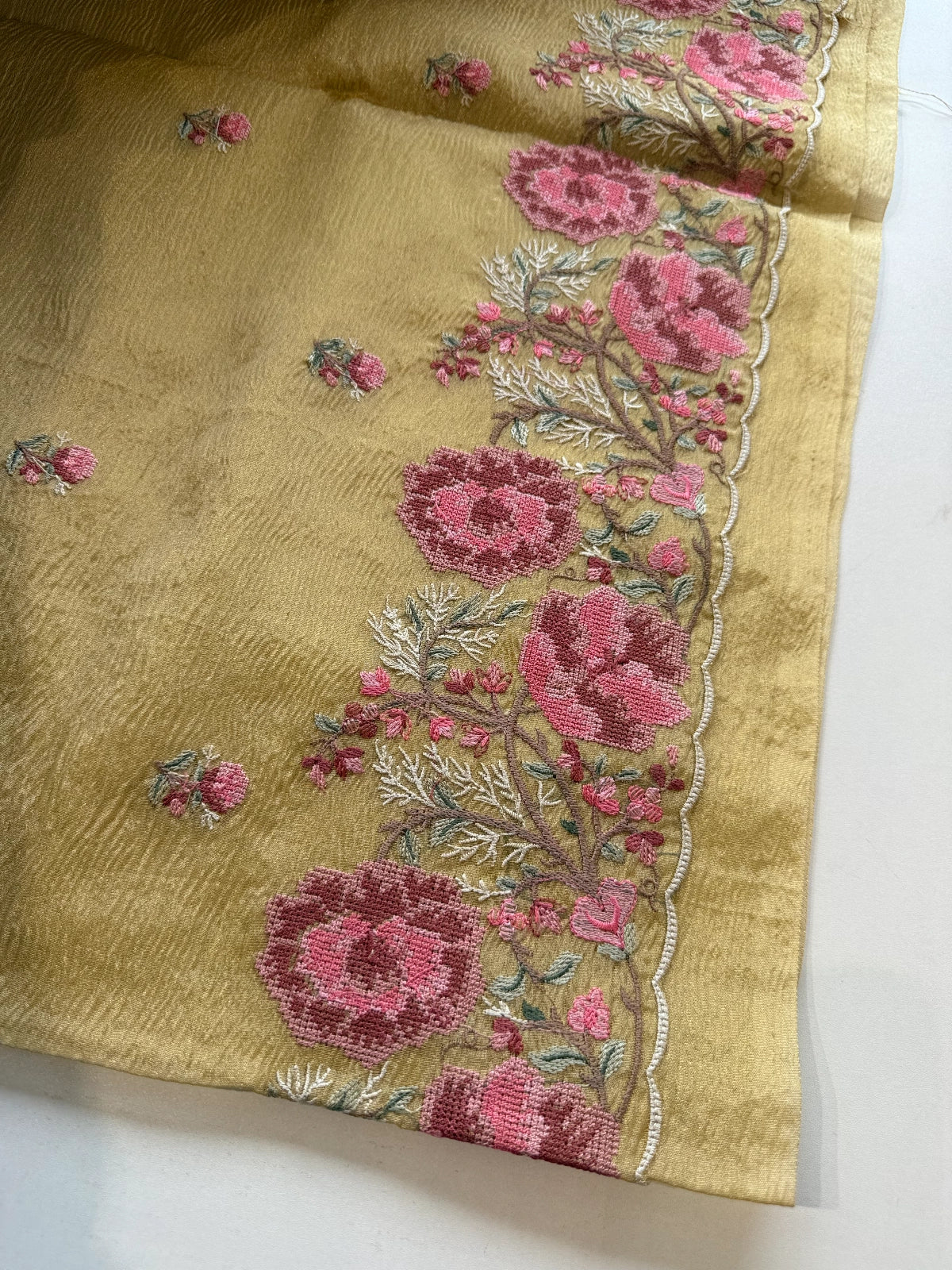 Crushed Tissue / 1200