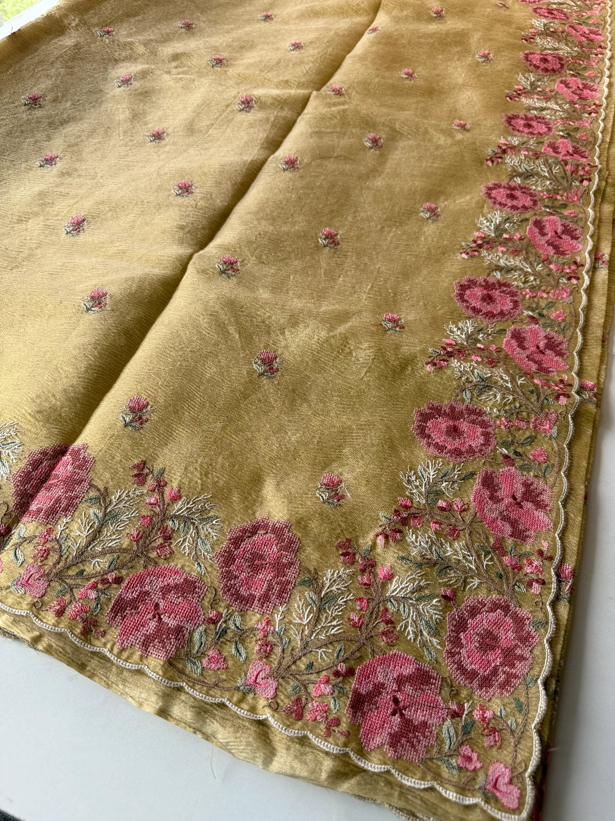 Crushed Tissue / 1200