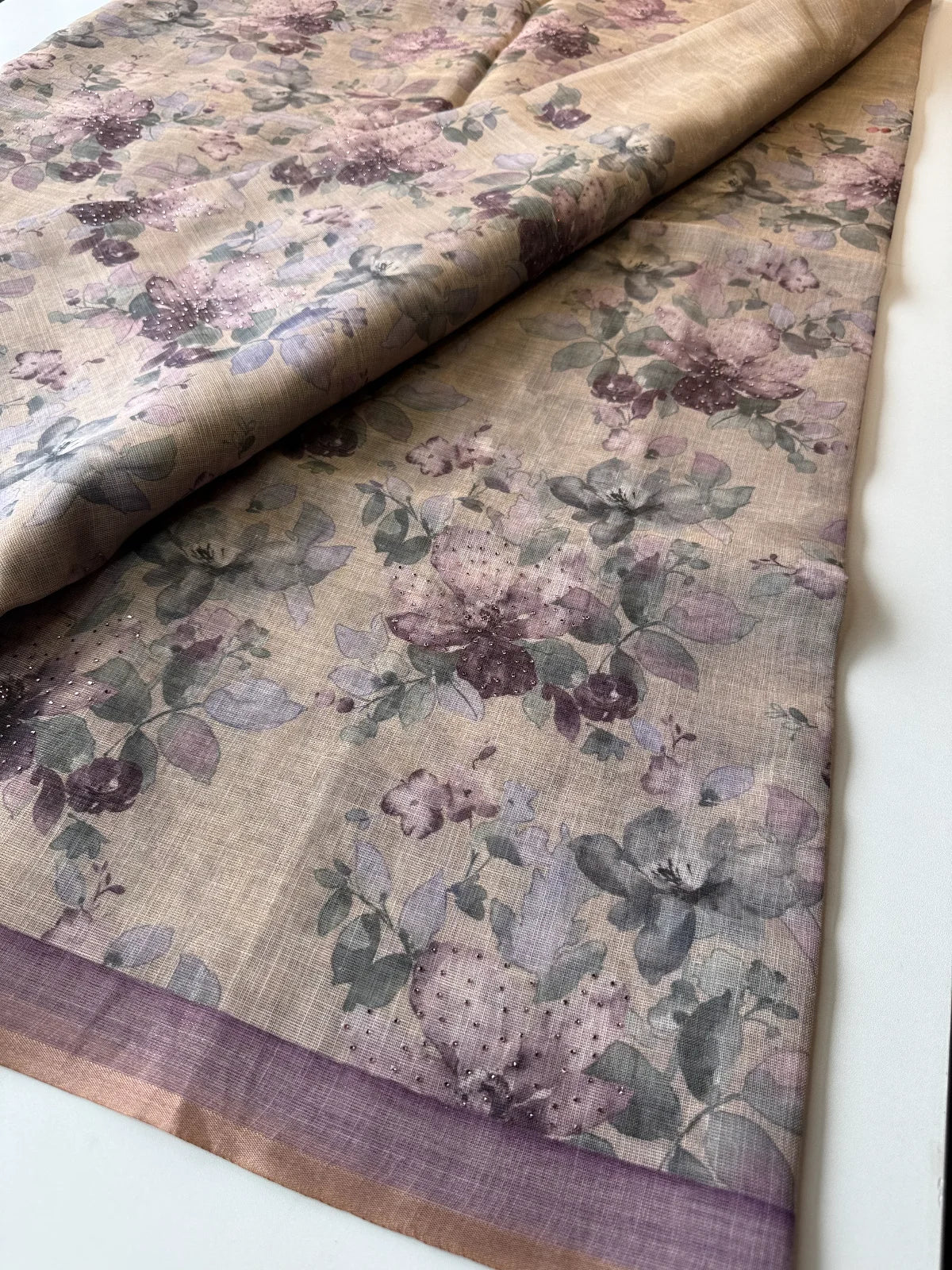 Tissue linen blend / 572A