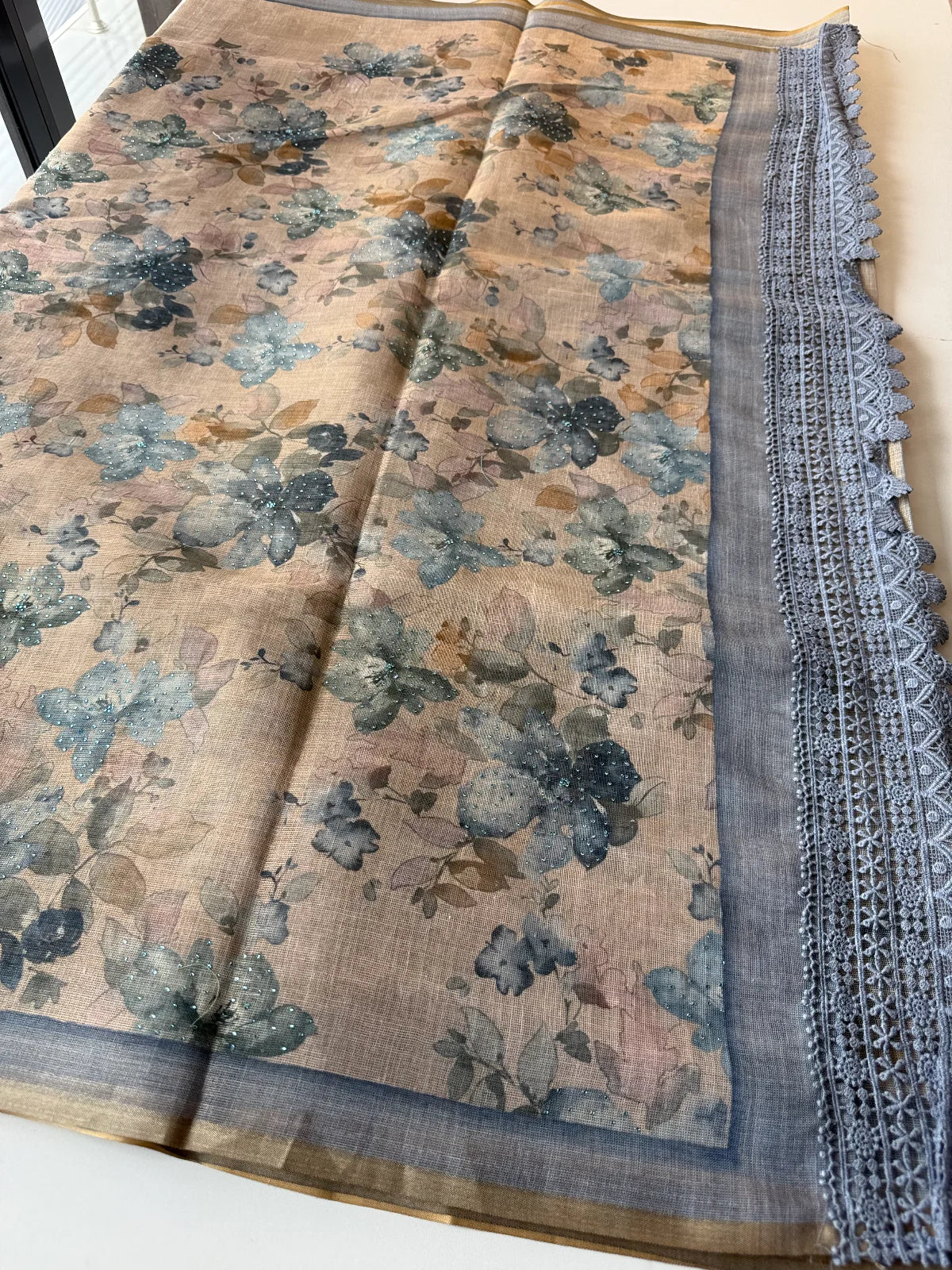 Tissue linen blend / 572A