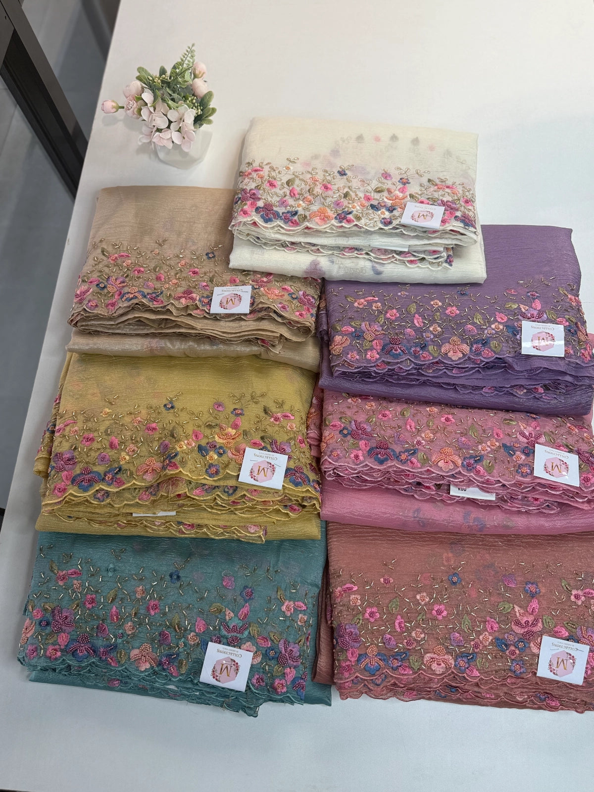 Crushed Crape Saree / 920A