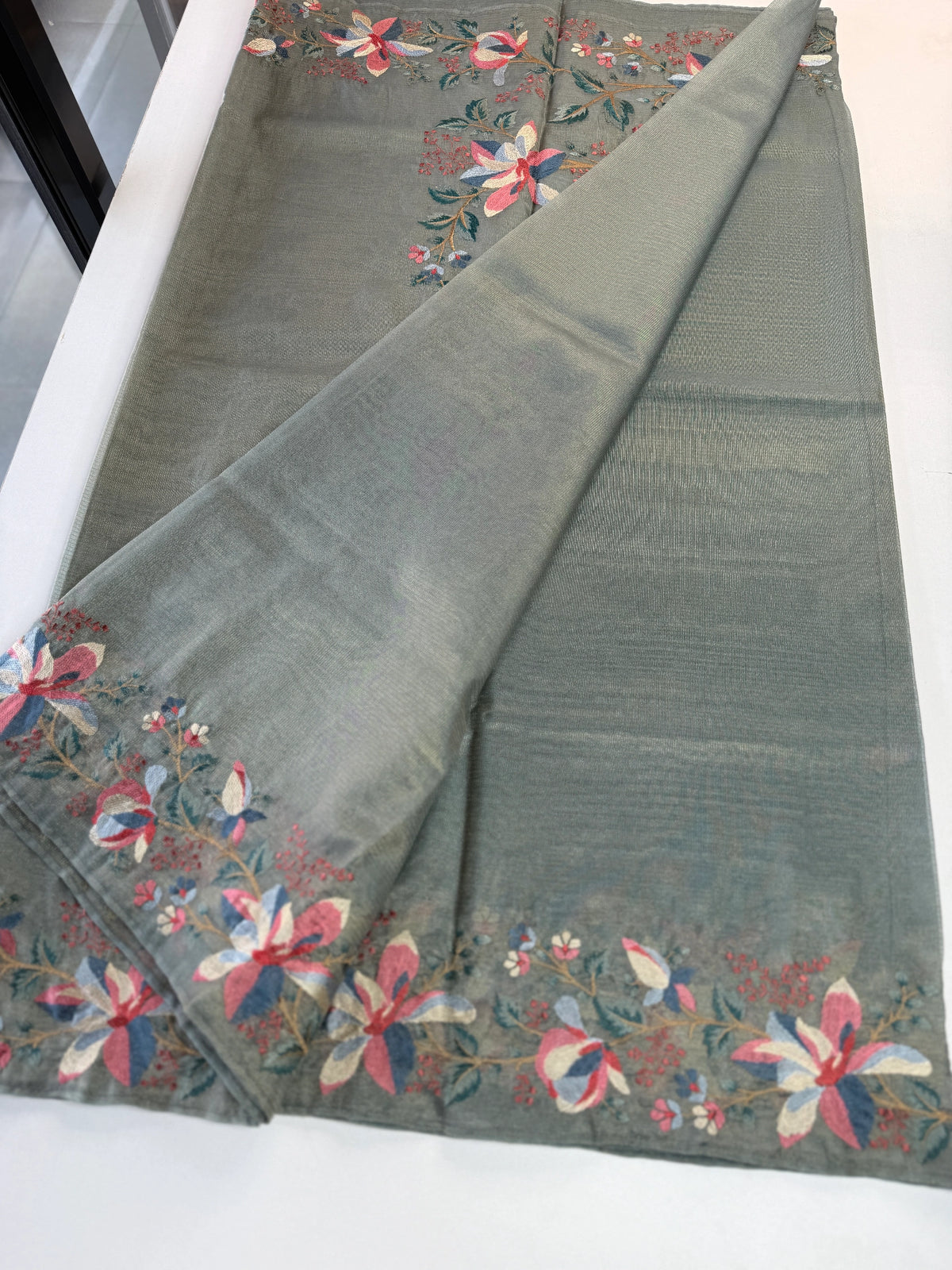 Crushed soft tissue Saree/ SR1397
