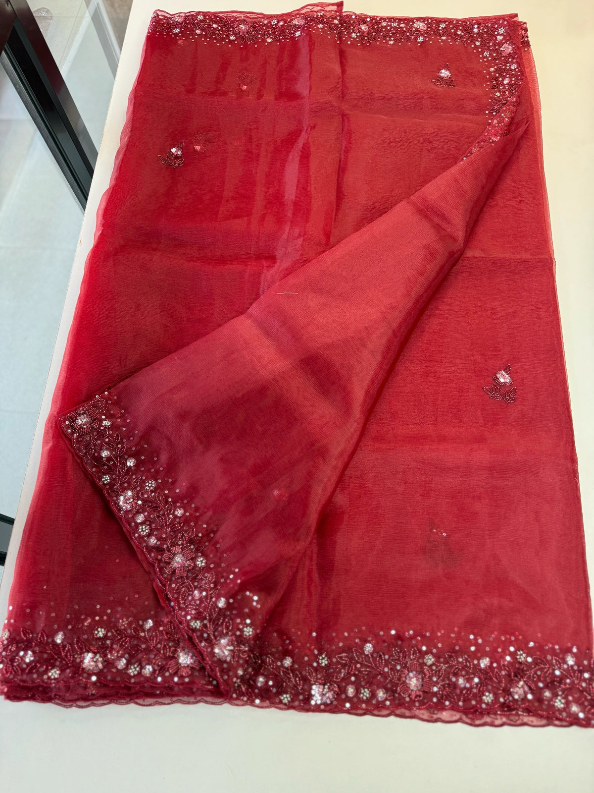 Crushed Tissue / HW129