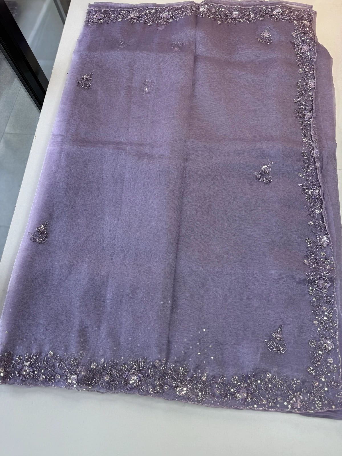 Crushed Tissue / HW129