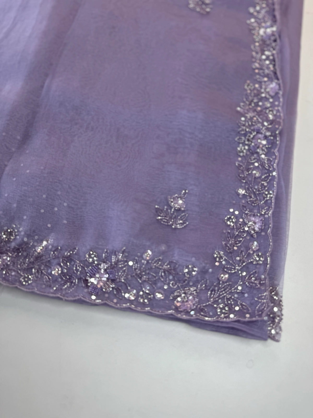 Crushed Tissue / HW129