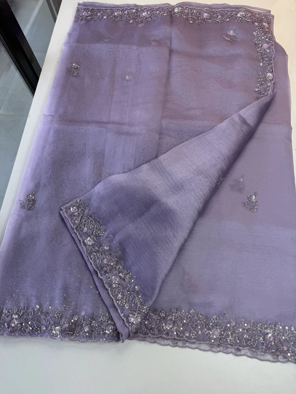 Crushed Tissue / HW129