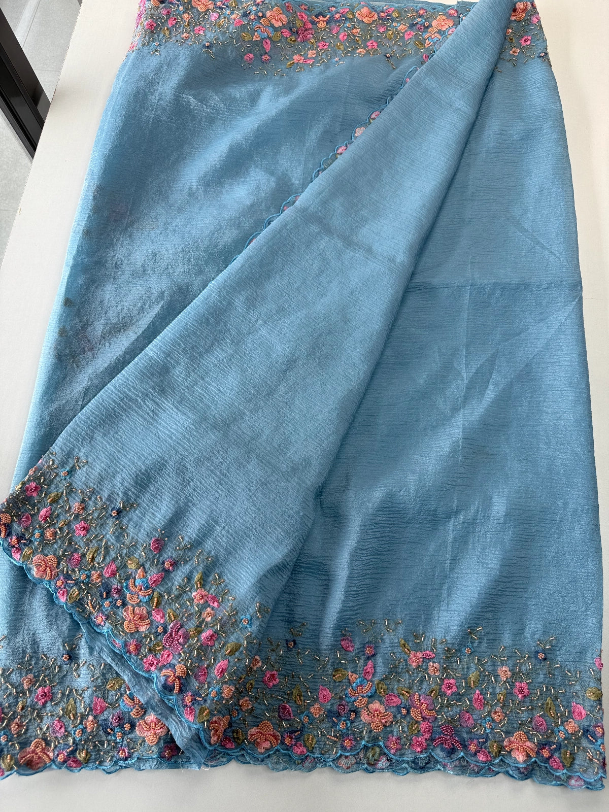 Crushed Crape Saree / 920A