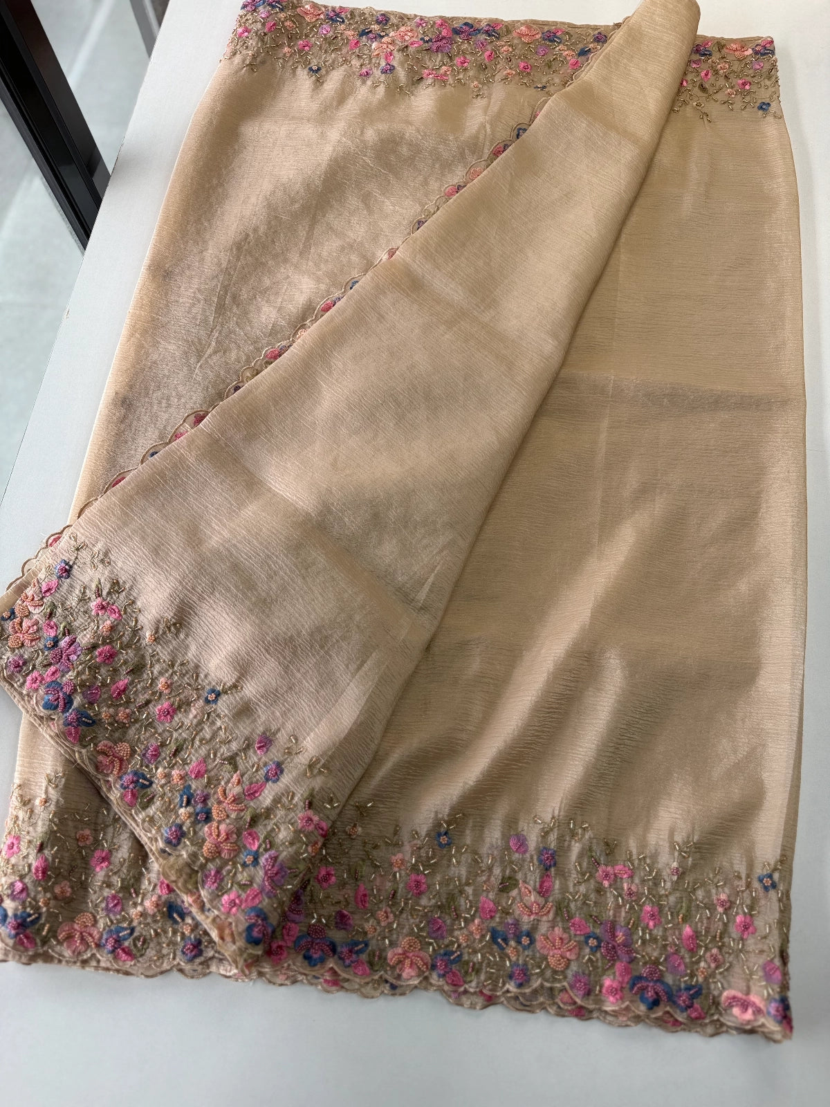 Crushed Crape Saree / 920A