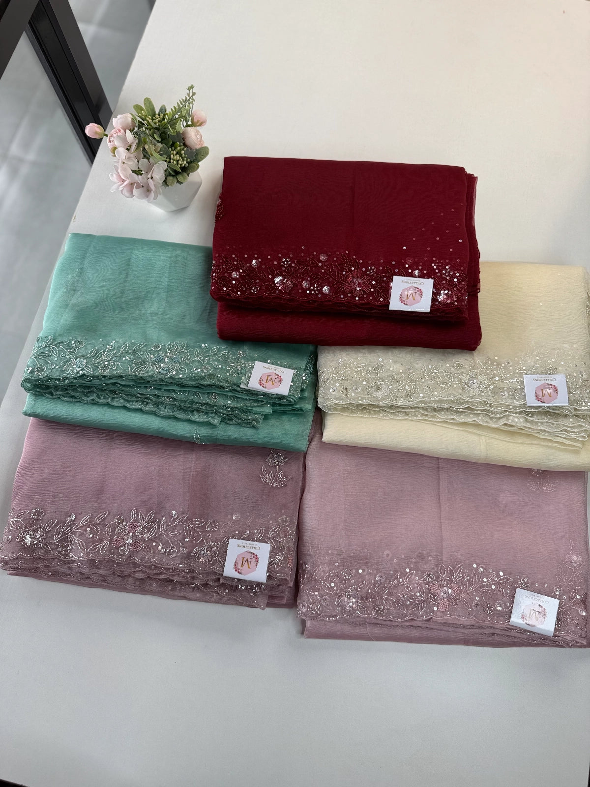 Crushed Tissue / HW129