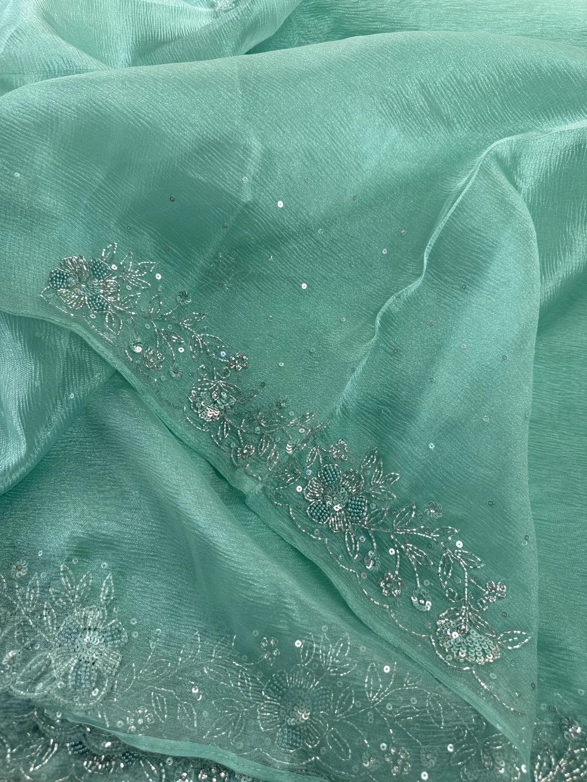 Crushed Tissue / HW129