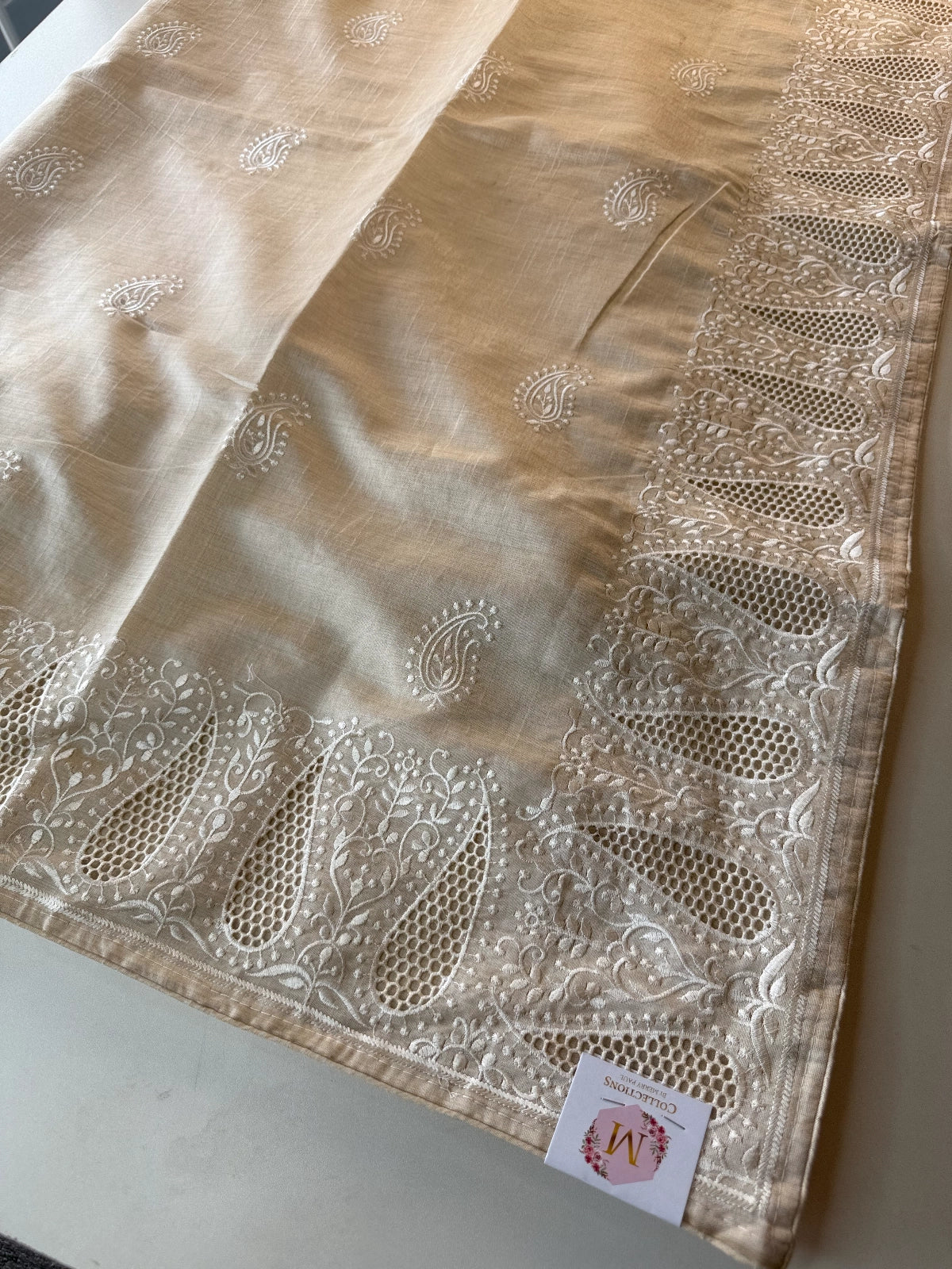 Semi Tussar / MC7900