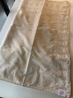 Semi Tussar / MC7900